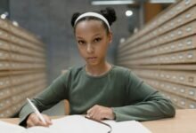 investigative database search hotline